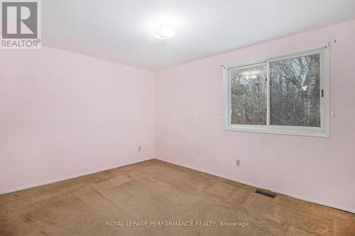 6063 Valley Field Crescent, Ottawa, ON - Indoor Photo Showing Other Room