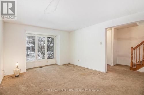 6063 Valley Field Crescent, Ottawa, ON - Indoor Photo Showing Other Room