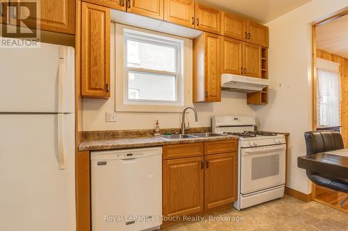 30 Maria Street, Penetanguishene, ON - Indoor Photo Showing Kitchen With Double Sink