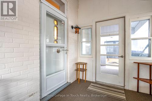 30 Maria Street, Penetanguishene, ON - Indoor Photo Showing Other Room