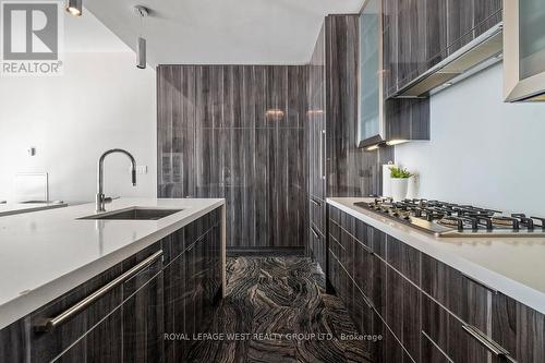 904 - 29 Queens Quay E, Toronto, ON - Indoor Photo Showing Kitchen With Upgraded Kitchen