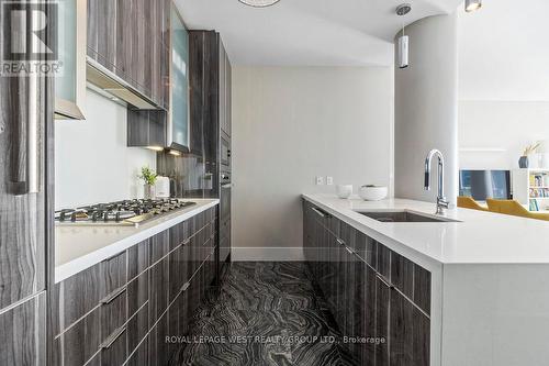 904 - 29 Queens Quay E, Toronto, ON - Indoor Photo Showing Kitchen With Upgraded Kitchen