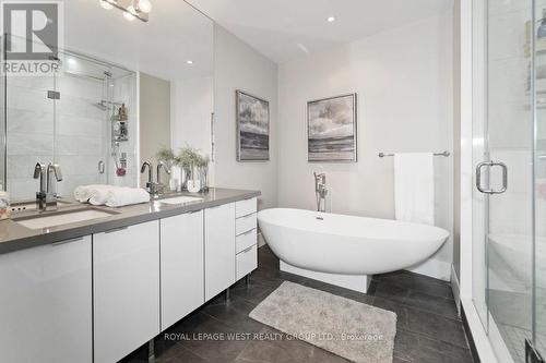 904 - 29 Queens Quay E, Toronto, ON - Indoor Photo Showing Bathroom