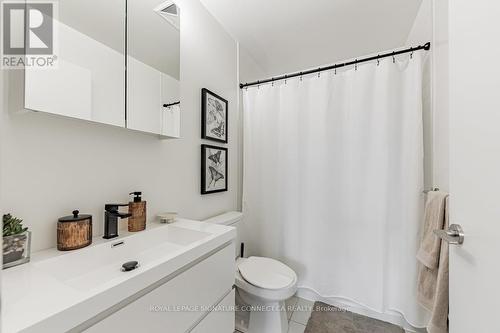 1005 - 8119 Birchmount Road, Markham, ON - Indoor Photo Showing Bathroom