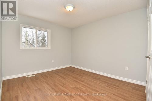 15 Wood Street E, Hamilton, ON - Indoor Photo Showing Other Room