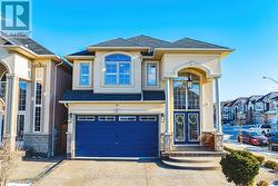 97 CHARTWELL CIRCLE  Hamilton, ON L9A 0L4