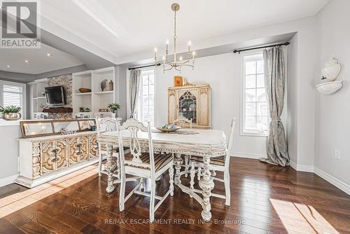 97 Chartwell Circle, Hamilton, ON - Indoor Photo Showing Dining Room