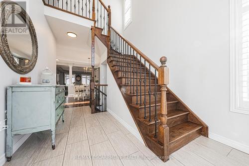 97 Chartwell Circle, Hamilton, ON - Indoor Photo Showing Other Room