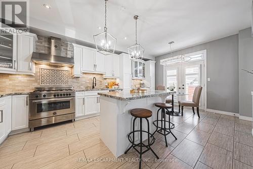 97 Chartwell Circle, Hamilton, ON - Indoor Photo Showing Kitchen With Upgraded Kitchen