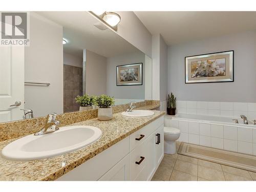 2523 Shannon View Drive Unit# 106, West Kelowna, BC - Indoor Photo Showing Bathroom