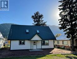 5763 Ponderosa Road  Falkland, BC V0E 1W0