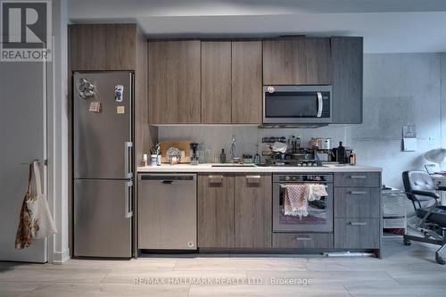 204 - 458 Richmond Street W, Toronto, ON - Indoor Photo Showing Kitchen