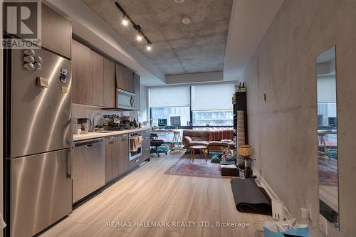 204 - 458 Richmond Street W, Toronto, ON - Indoor Photo Showing Kitchen