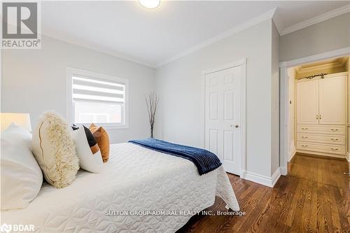 88 Edwards Drive, Barrie, ON - Indoor Photo Showing Bedroom