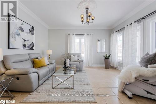 88 Edwards Drive, Barrie, ON - Indoor Photo Showing Living Room