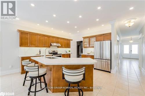 88 Edwards Drive, Barrie, ON - Indoor Photo Showing Kitchen