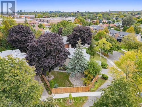 447 Edgeworth Road, Mississauga, ON - Outdoor With View