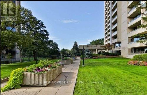 911 - 360 Ridelle Avenue, Toronto, ON - Outdoor With Balcony