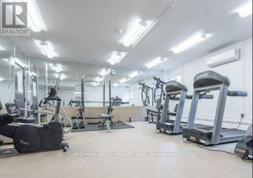 911 - 360 Ridelle Avenue, Toronto, ON - Indoor Photo Showing Gym Room