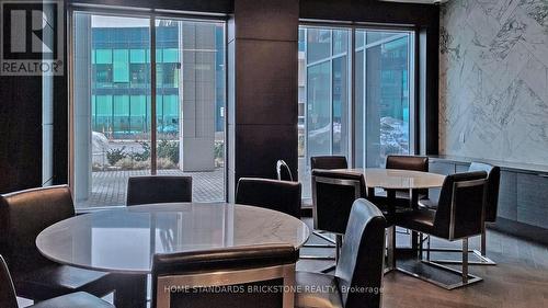 1005 - 31 Tippett Road, Toronto, ON - Indoor Photo Showing Dining Room