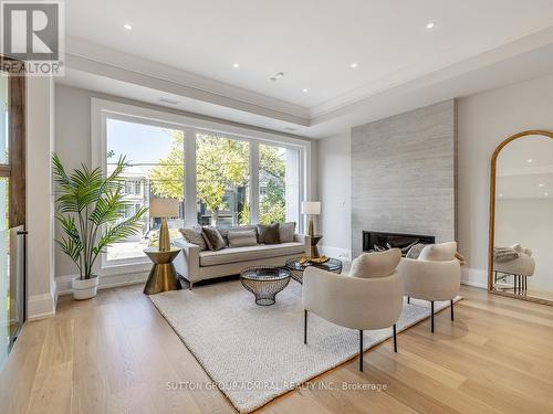 127 Joicey Boulevard, Toronto, ON - Indoor Photo Showing Living Room With Fireplace