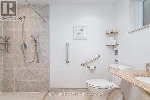 18 Amarillo Drive, Toronto, ON - Indoor Photo Showing Bathroom