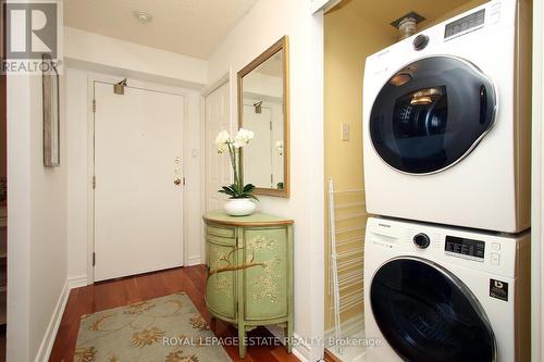 1006 - 4 Park Vista, Toronto, ON - Indoor Photo Showing Laundry Room