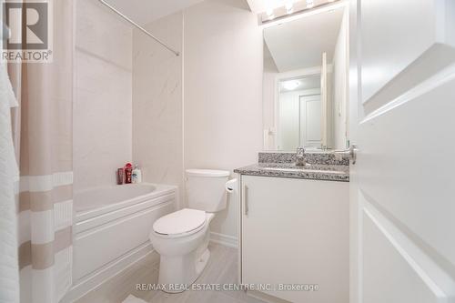 79 - 25 Knotsberry Circle, Brampton, ON - Indoor Photo Showing Bathroom