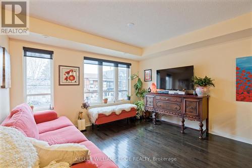 262 - 351 Wallace Avenue, Toronto, ON - Indoor Photo Showing Bedroom