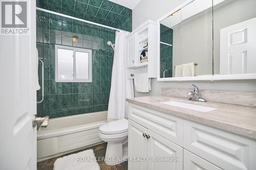 86 Mcalpine Avenue S, Welland (773 - Lincoln/Crowland), ON - Indoor Photo Showing Bathroom