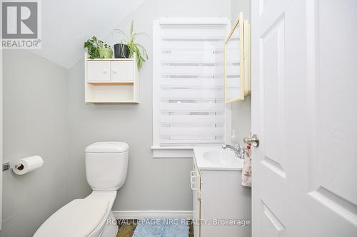 86 Mcalpine Avenue S, Welland (773 - Lincoln/Crowland), ON - Indoor Photo Showing Bathroom