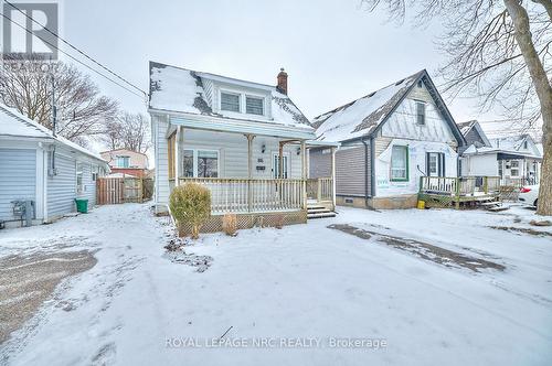 86 Mcalpine Avenue S, Welland (773 - Lincoln/Crowland), ON - Outdoor With Deck Patio Veranda