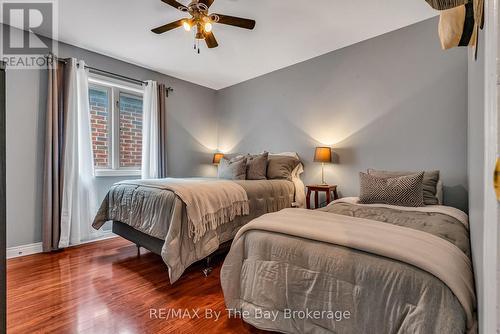 5335 Cosentino Gardens, Mississauga (Hurontario), ON - Indoor Photo Showing Bedroom