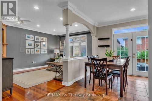 5335 Cosentino Gardens, Mississauga (Hurontario), ON - Indoor Photo Showing Dining Room