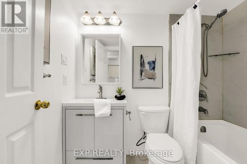 276 - 4975 Southampton Drive, Mississauga, ON - Indoor Photo Showing Bathroom