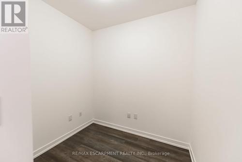 518 - 450 Dundas Street E, Hamilton, ON - Indoor Photo Showing Other Room