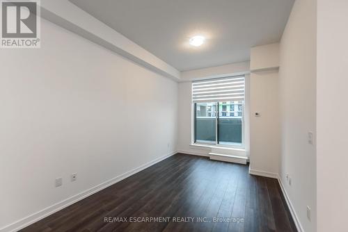 518 - 450 Dundas Street E, Hamilton, ON - Indoor Photo Showing Other Room