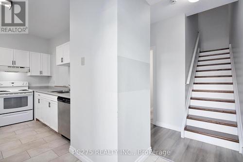 25 - 1570 Richmond Street, London, ON - Indoor Photo Showing Kitchen With Double Sink