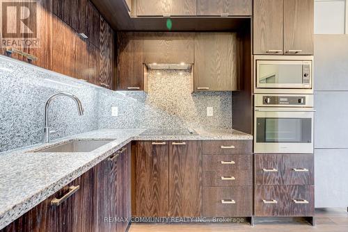 1008 - 120 Harrison Garden Boulevard, Toronto, ON - Indoor Photo Showing Kitchen With Upgraded Kitchen