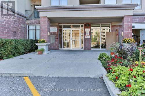 716 - 7405 Goreway Drive, Mississauga, ON - Outdoor With Balcony With Facade