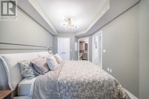 312 - 31 Tippett Road, Toronto, ON - Indoor Photo Showing Bedroom