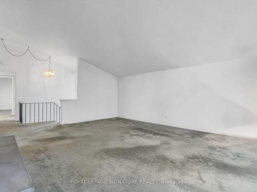 20 Chatfield Dr, Toronto, ON - Indoor Photo Showing Other Room