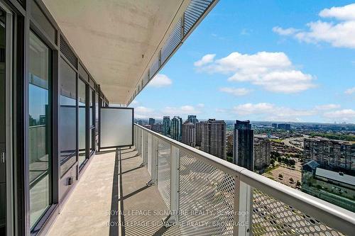 3609-4065 Confederation Pkwy, Mississauga, ON - Outdoor With View With Exterior