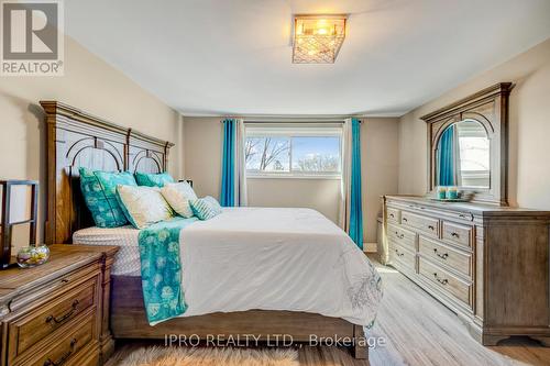 3 - 985 Limeridge Road E, Hamilton, ON - Indoor Photo Showing Bedroom