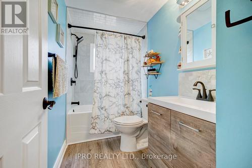 3 - 985 Limeridge Road E, Hamilton, ON - Indoor Photo Showing Bathroom