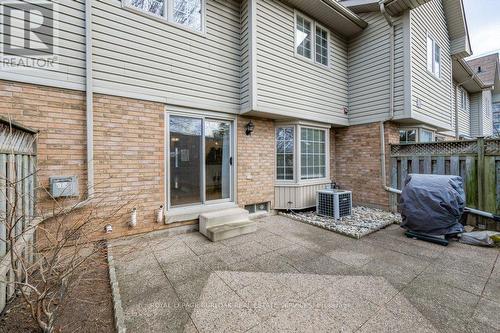 133 - 3333 New Street, Burlington, ON - Outdoor