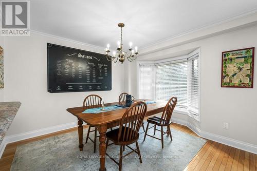 133 - 3333 New Street, Burlington, ON - Indoor Photo Showing Dining Room