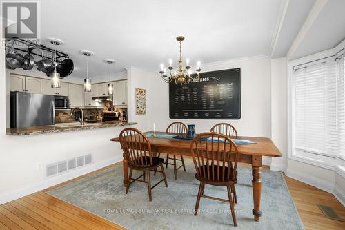 133 - 3333 New Street, Burlington, ON - Indoor Photo Showing Dining Room