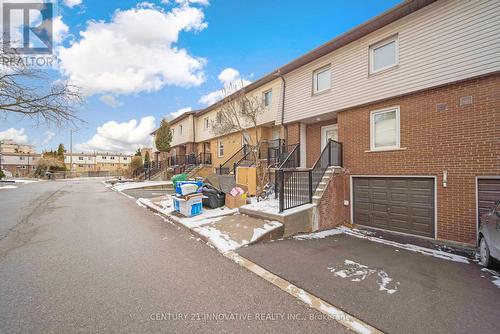 5 - 3175 Kirwin Avenue, Mississauga, ON - Outdoor