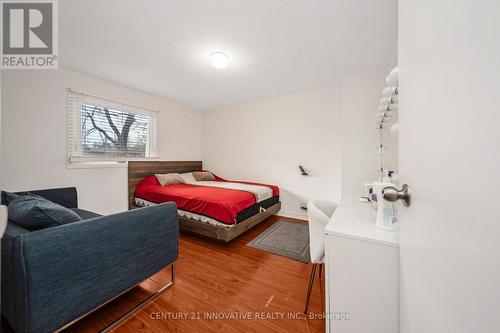 5 - 3175 Kirwin Avenue, Mississauga, ON - Indoor Photo Showing Bedroom